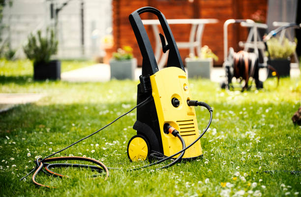 Best Driveway Pressure Washing  in Donora, PA
